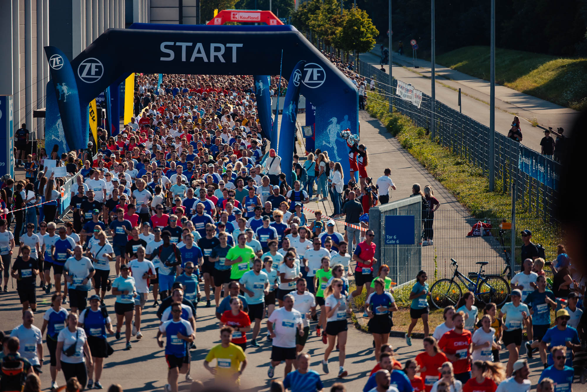 JO1_9878-10-07-2025-Firmenlauf©Julius Osner